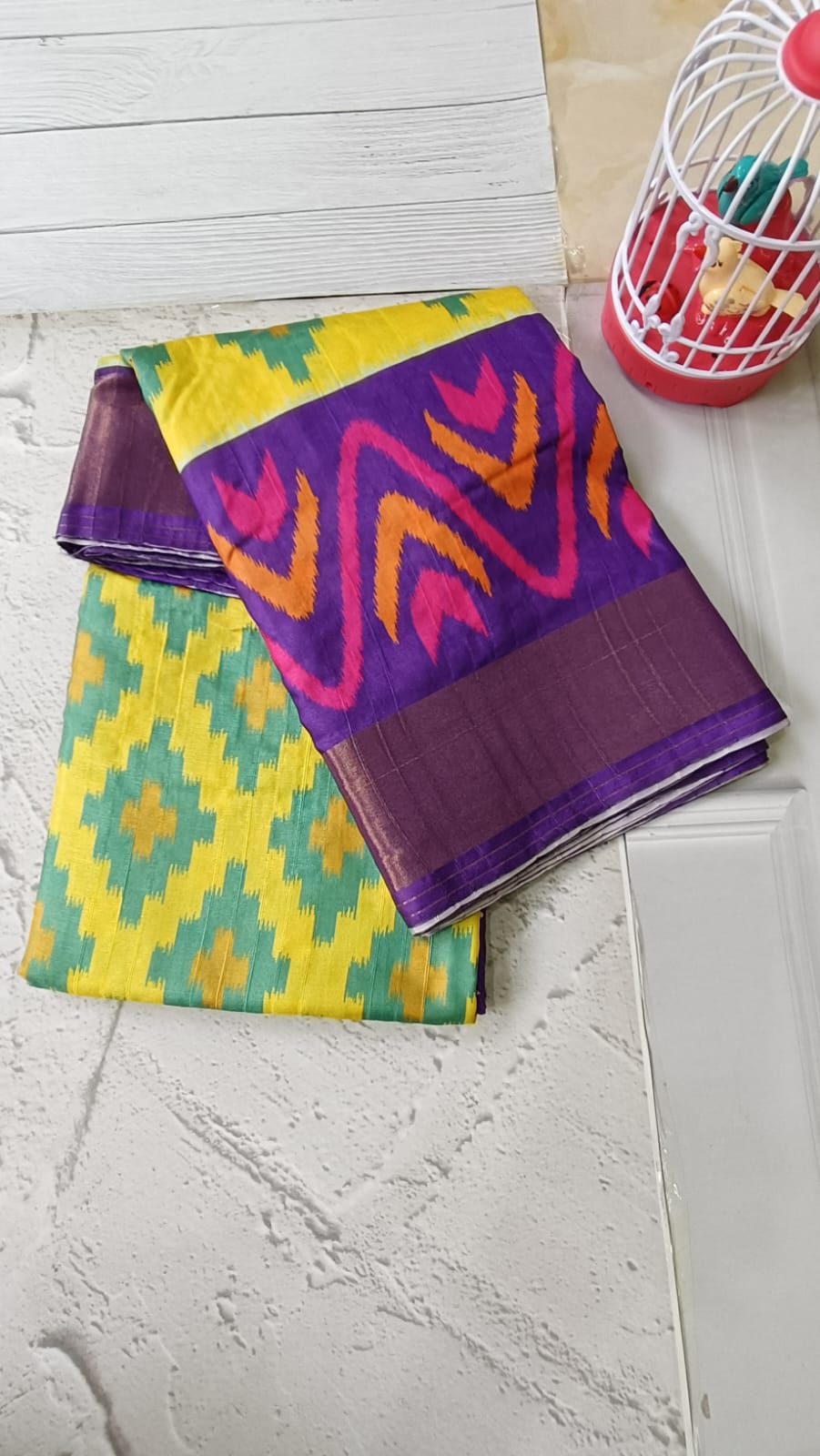 Lightweight Ikkat Dola Soft Silk Saree – Elegant Daily & Festive Wear