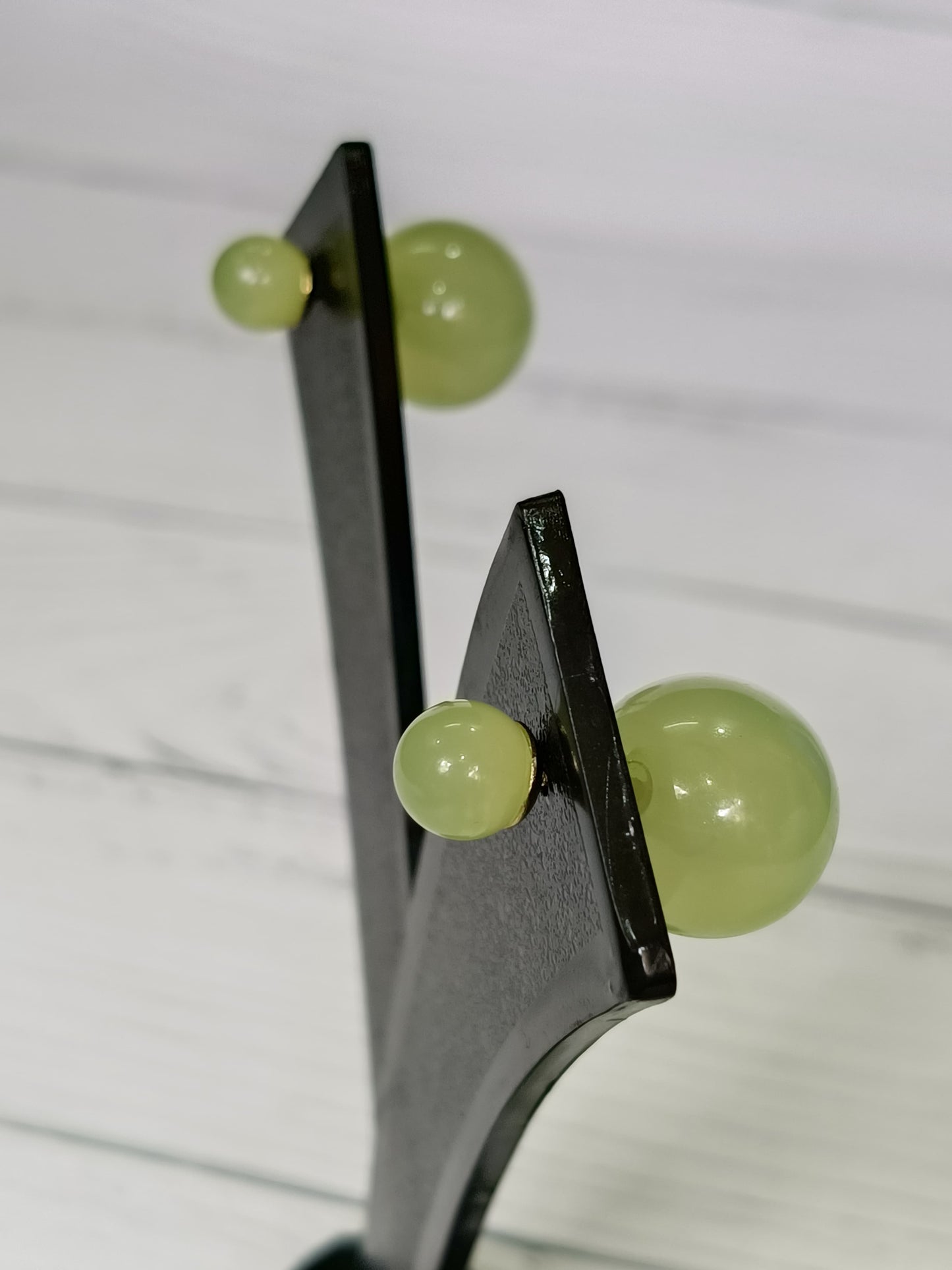 transaprent ball stud