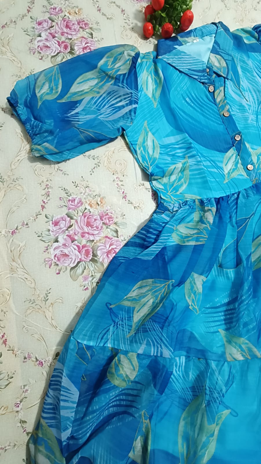 gown