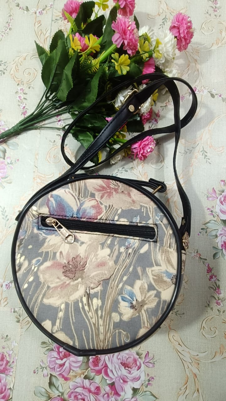 round sling bag