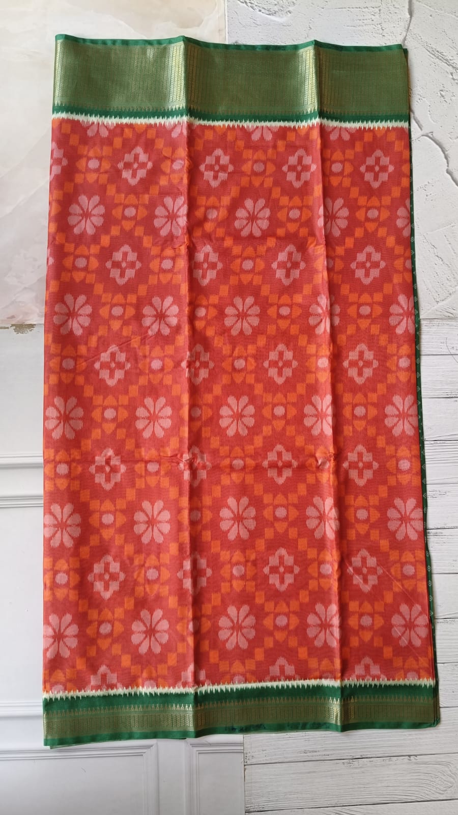 Lightweight Ikkat Dola Soft Silk Saree – Elegant Daily & Festive Wear