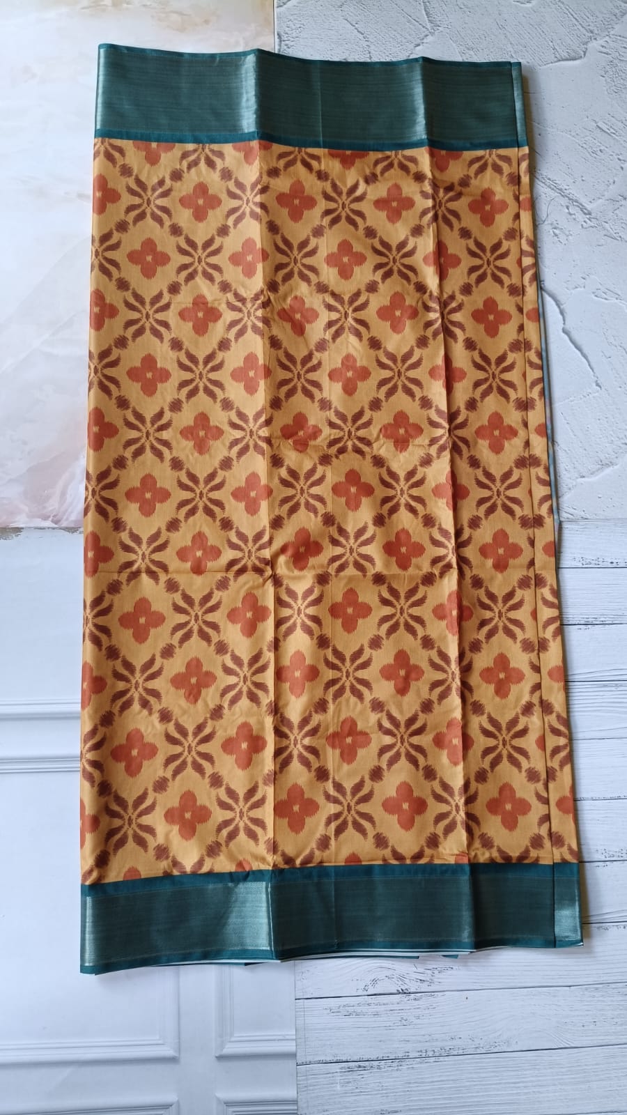 Lightweight Ikkat Dola Soft Silk Saree – Elegant Daily & Festive Wear