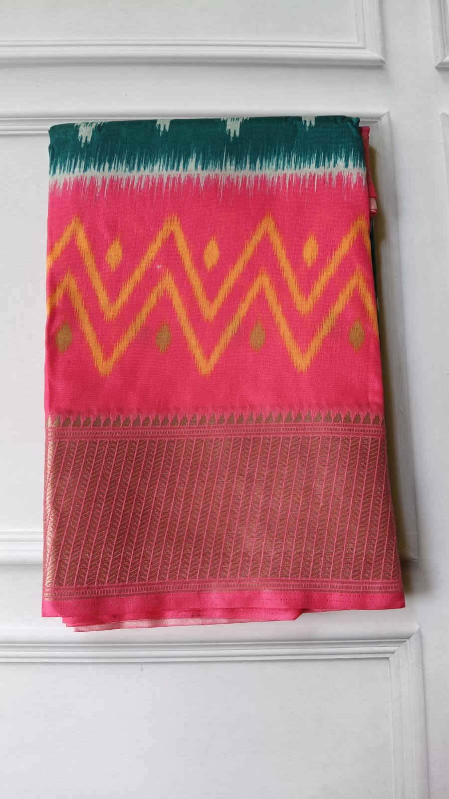 Lightweight Ikkat Dola Soft Silk Saree – Elegant Daily & Festive Wear