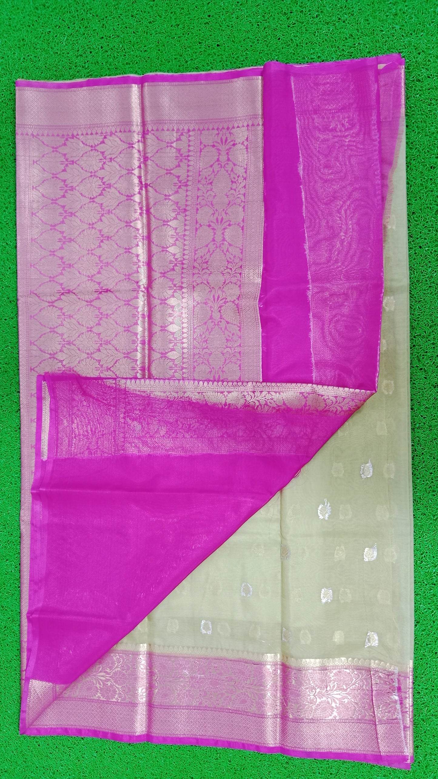 banarasi organza saree