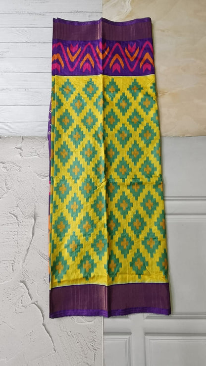 Lightweight Ikkat Dola Soft Silk Saree – Elegant Daily & Festive Wear