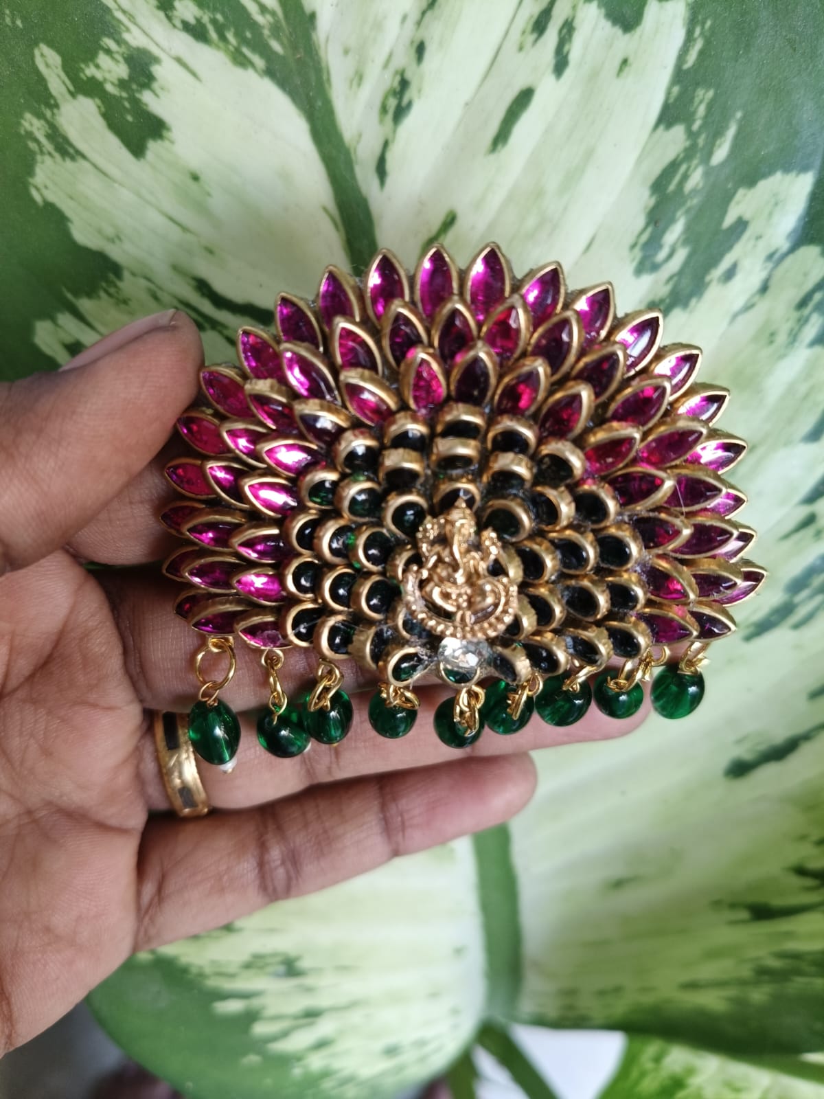 Pink center clip with hangings