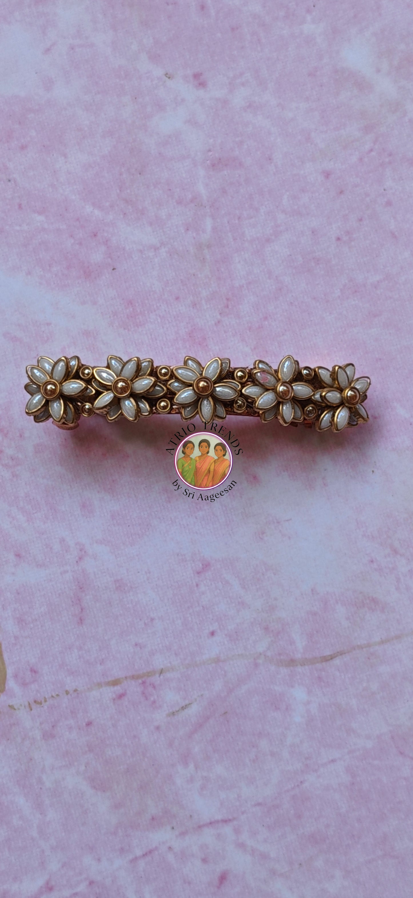 White kundan hair clip 
