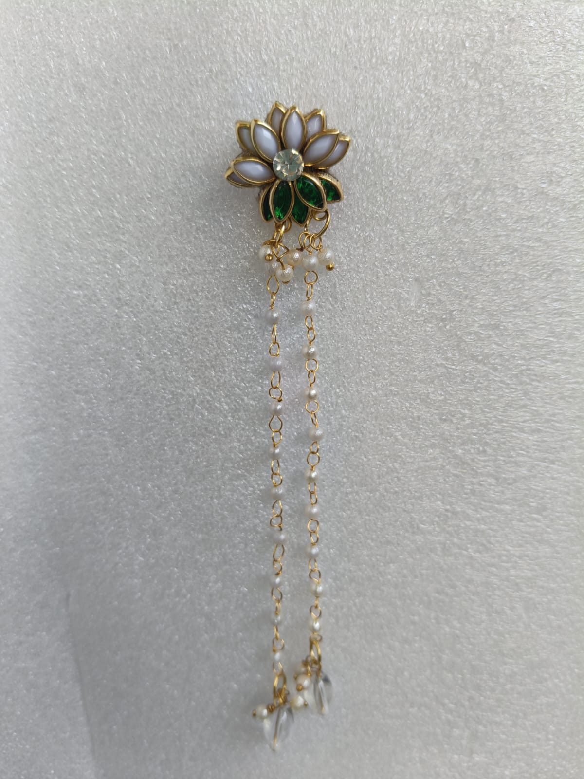 white lotus hair hook 