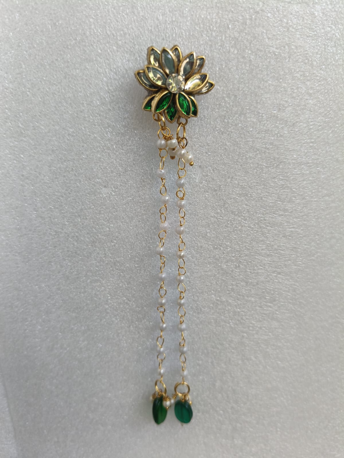 sparkle white lotus hair hook 