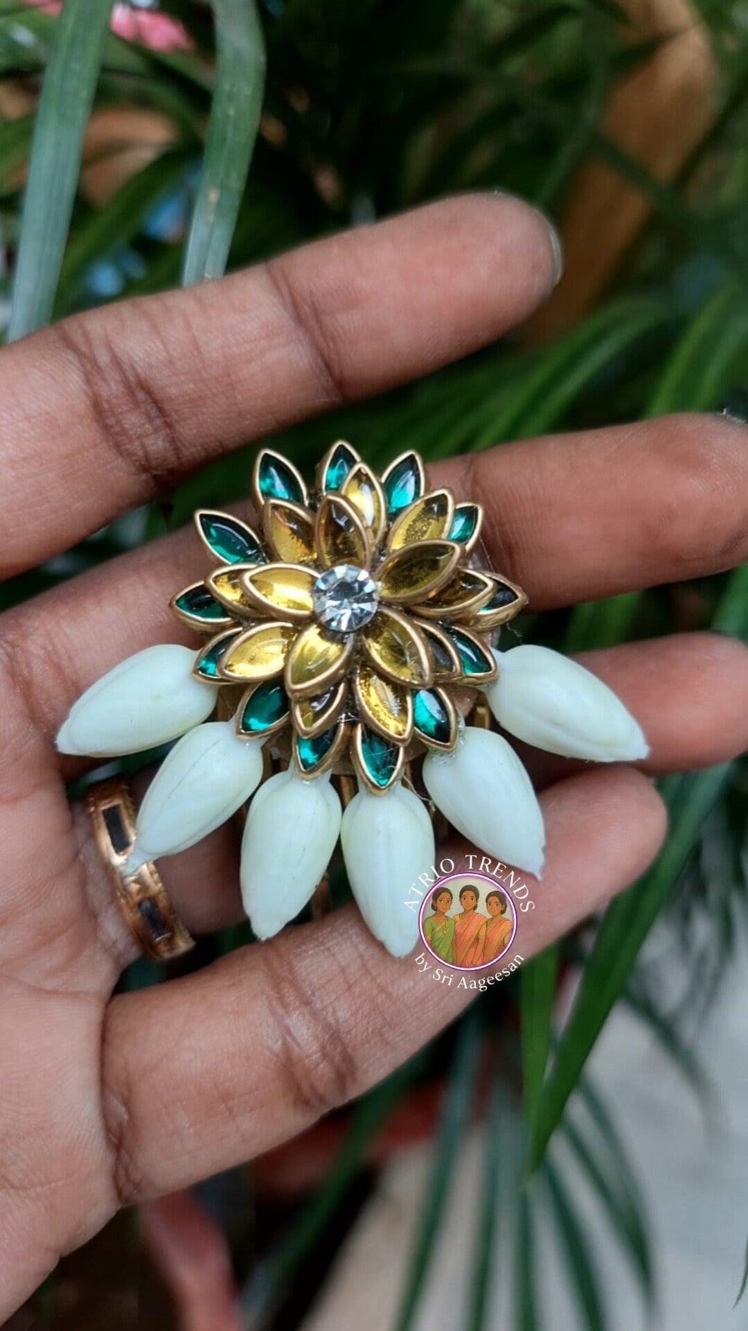 Jasmine Flora Grace Comb