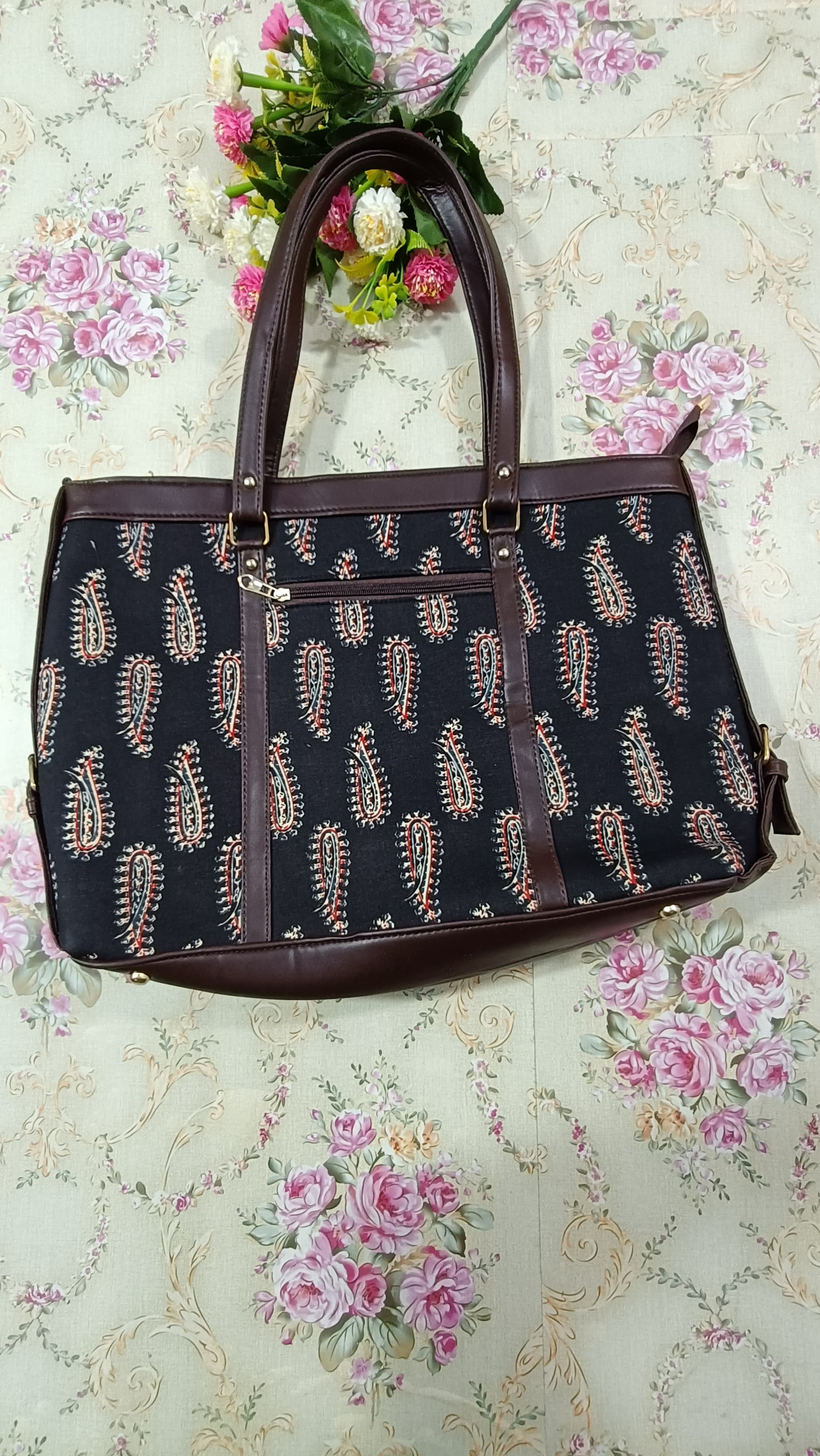 trendy office laptop hand bag