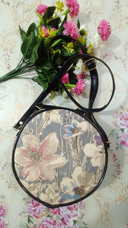 round sling bag