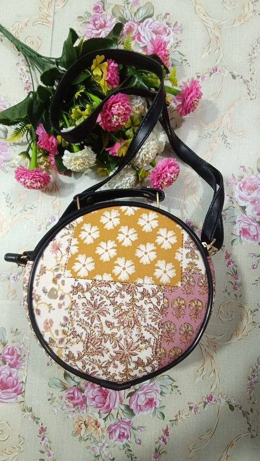 round sling bag