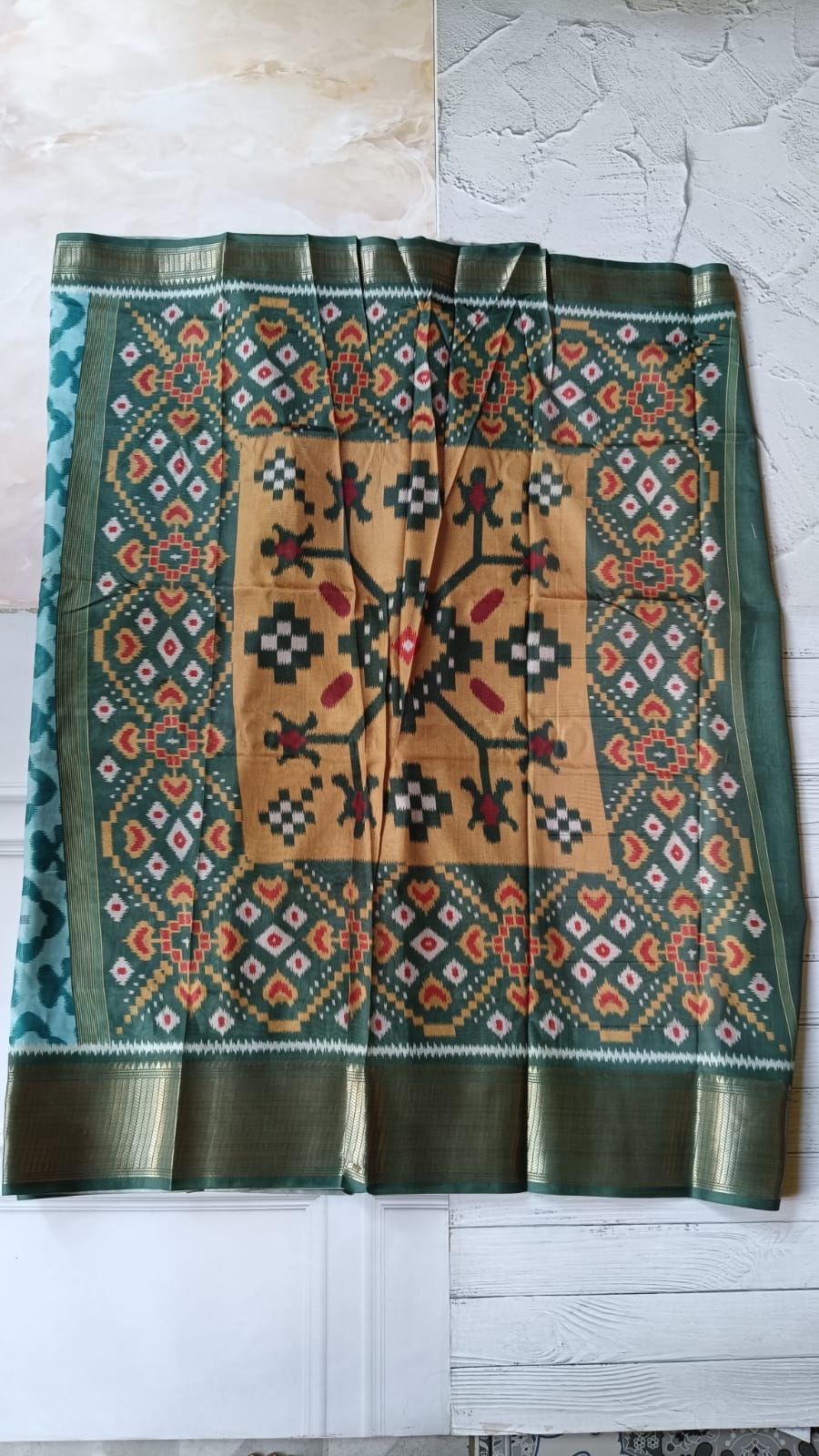 Lightweight Ikkat Dola Soft Silk Saree – Elegant Daily & Festive Wear