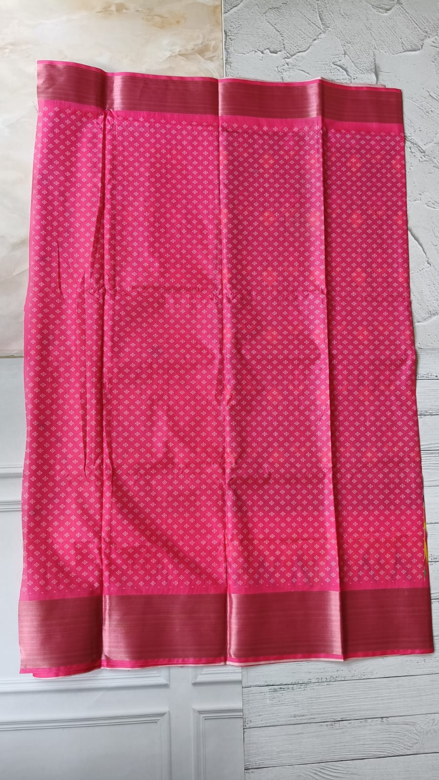 Lightweight Ikkat Dola Soft Silk Saree – Elegant Daily & Festive Wear