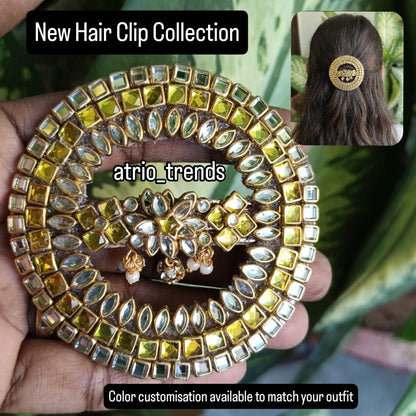 Center clip with hangings