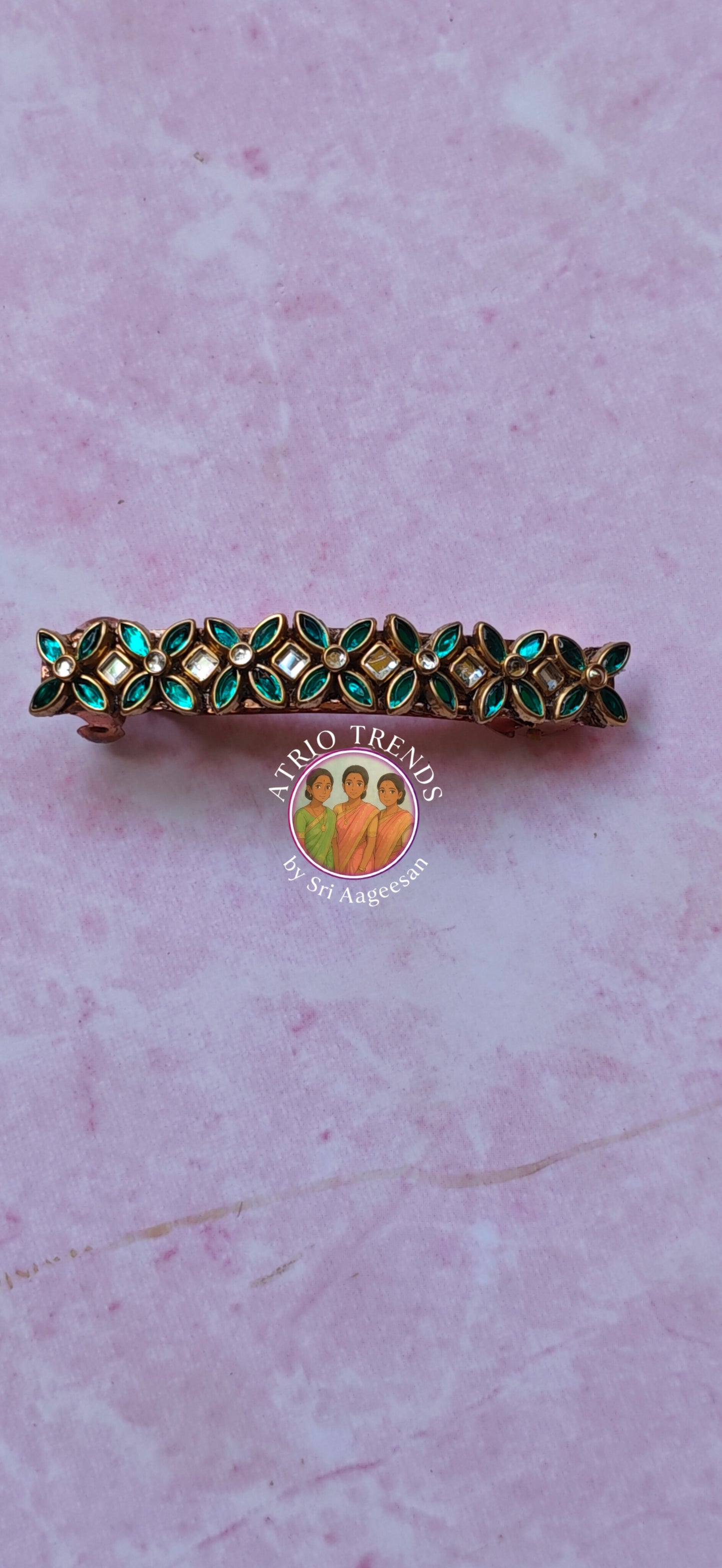 Kundan hair clip green white